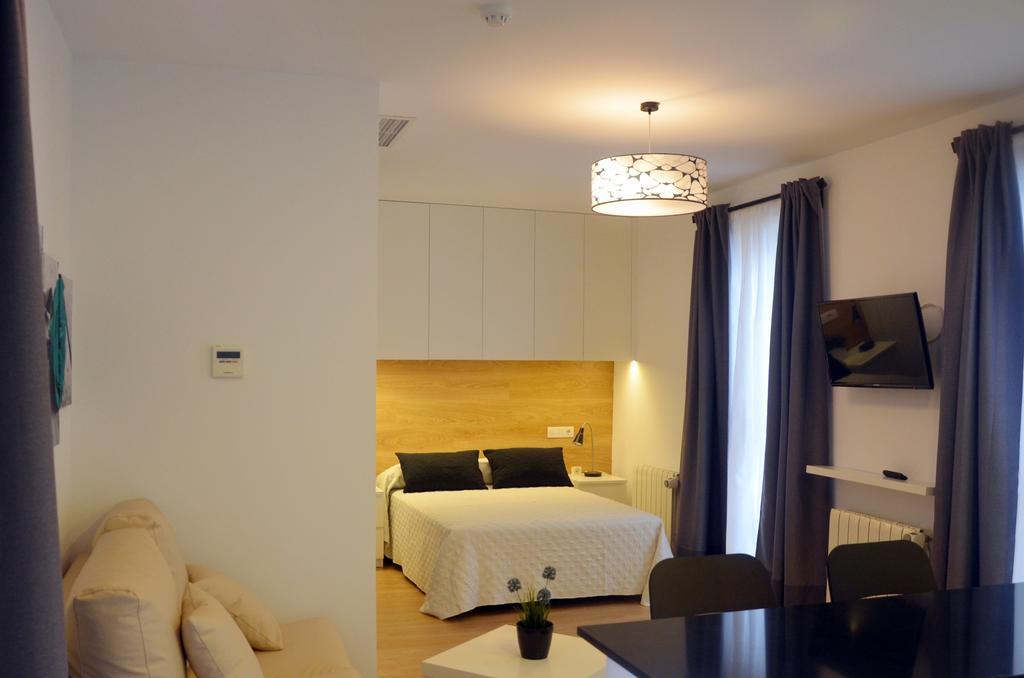 Apartamentos Cordoba Atrium Værelse billede